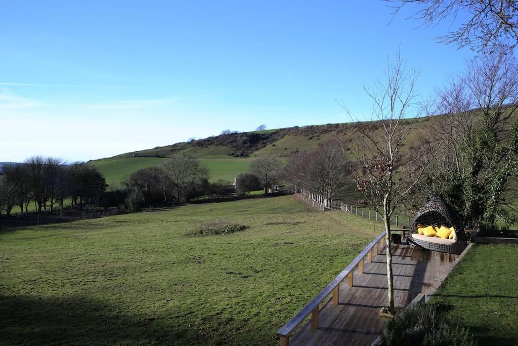 Ferienwohnung The Den, A Secluded Annex With Hot-Tub & Heating Long Bredy Exterior foto